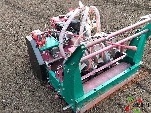 Seminatrice di corianola / spinaci